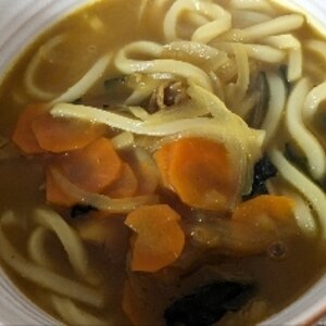 野菜たっぷり簡単カレーうどん⭐